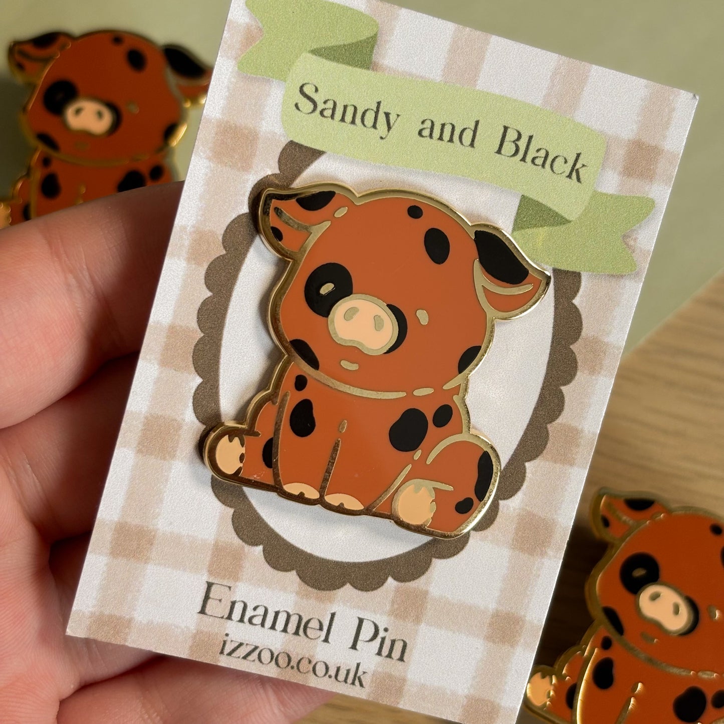 Oxford Sandy and Black Enamel Pin