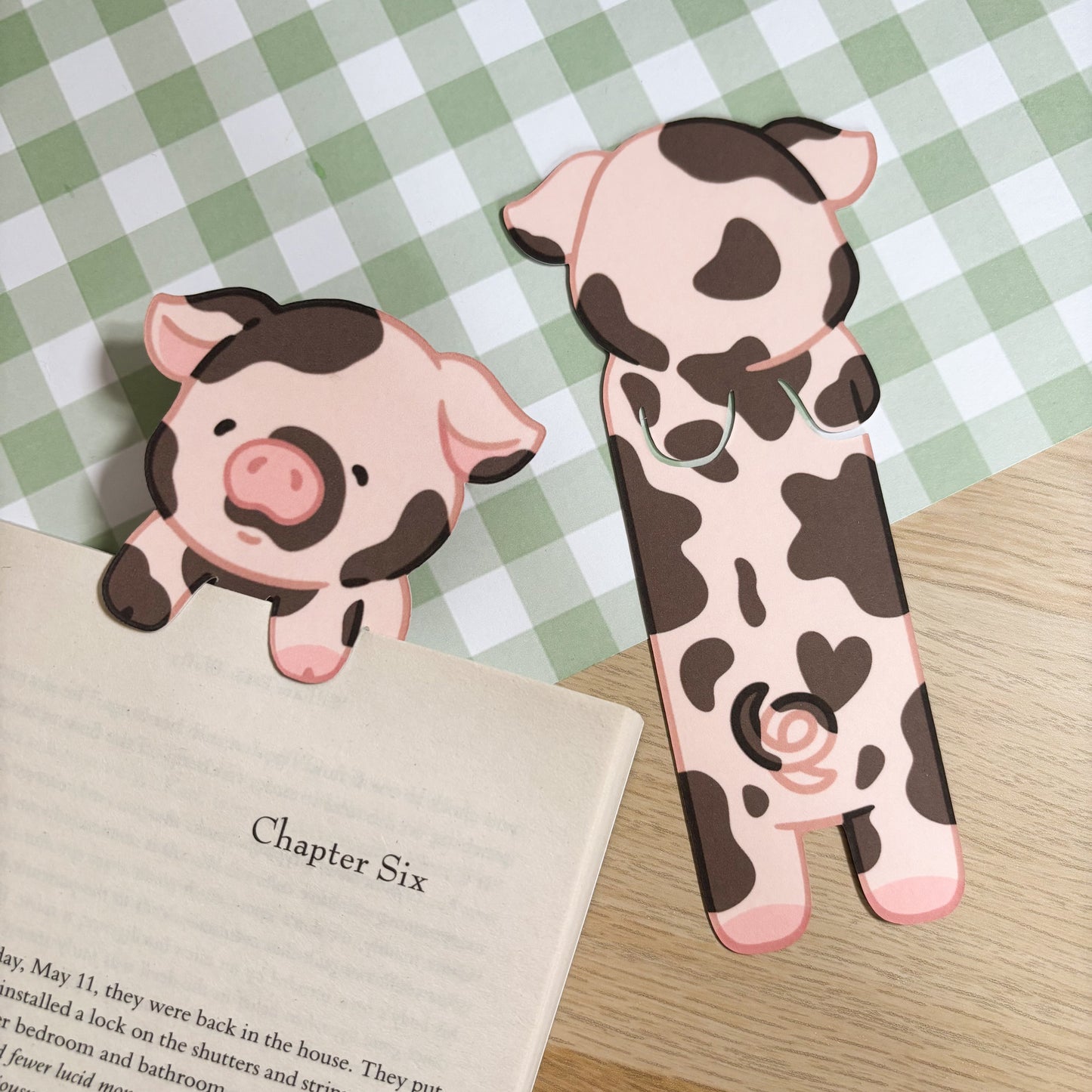 Muddy Pig Peeking Bookmark